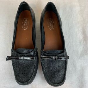 Talbots Black Leather Women’s Moccasins Flats w/ Bows- 6.5 B